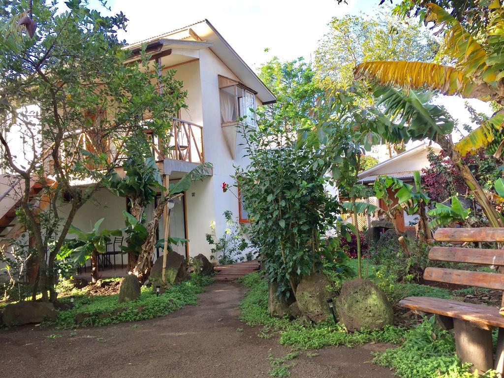 Hostal Marari Hanga Roa Exterior foto
